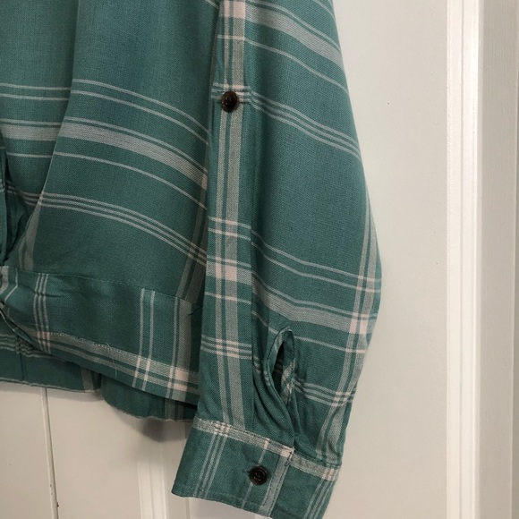 Pink Rose Twist Front Top - Picture 8 of 13